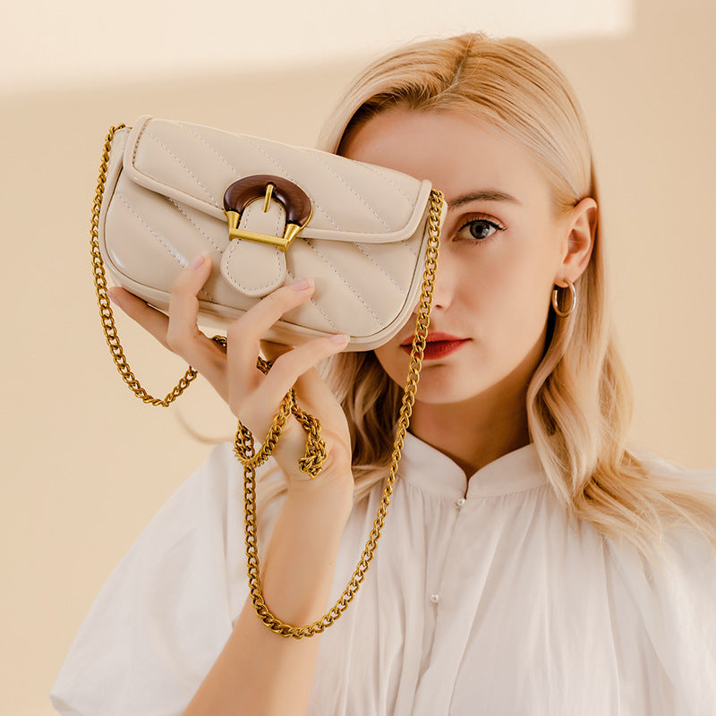 27645b8d638571c68a0371046f5e1b7d