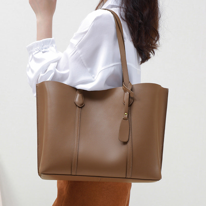 Women's large-capacity leather shoulder bag