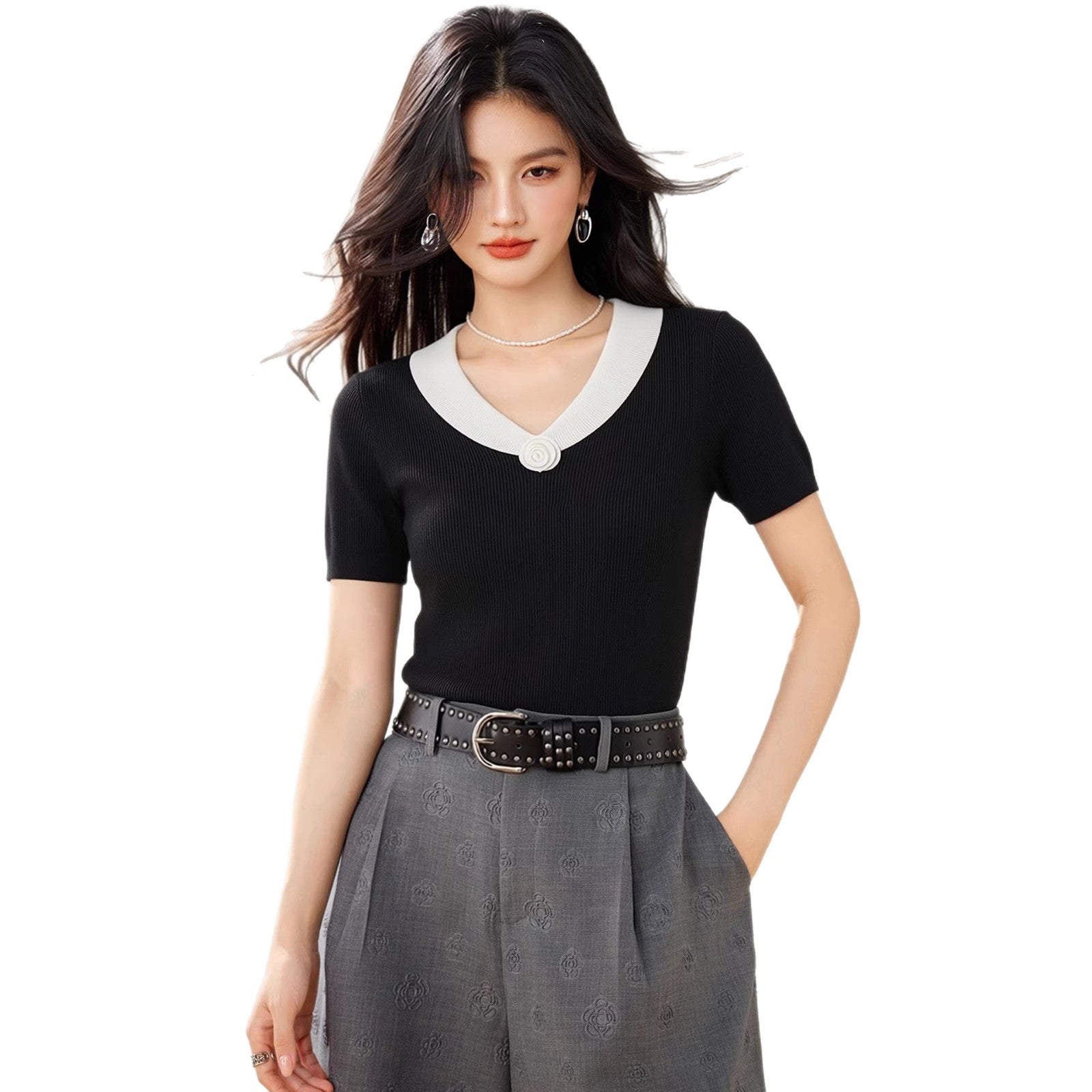 Color-blocked V-neck short sleeve knitted top for women, stylish and slimming short fit, perfect for summer
