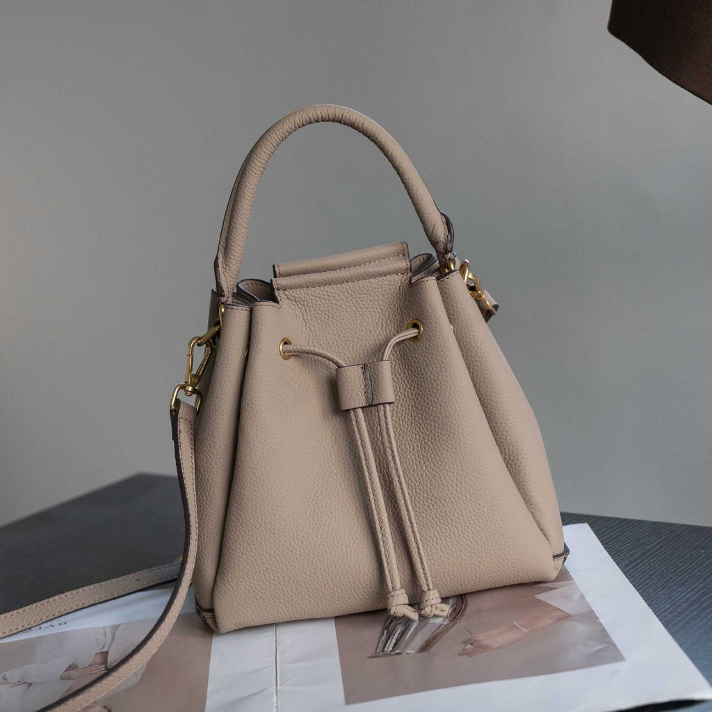 Women's top-grain leather drawstring bucket bag