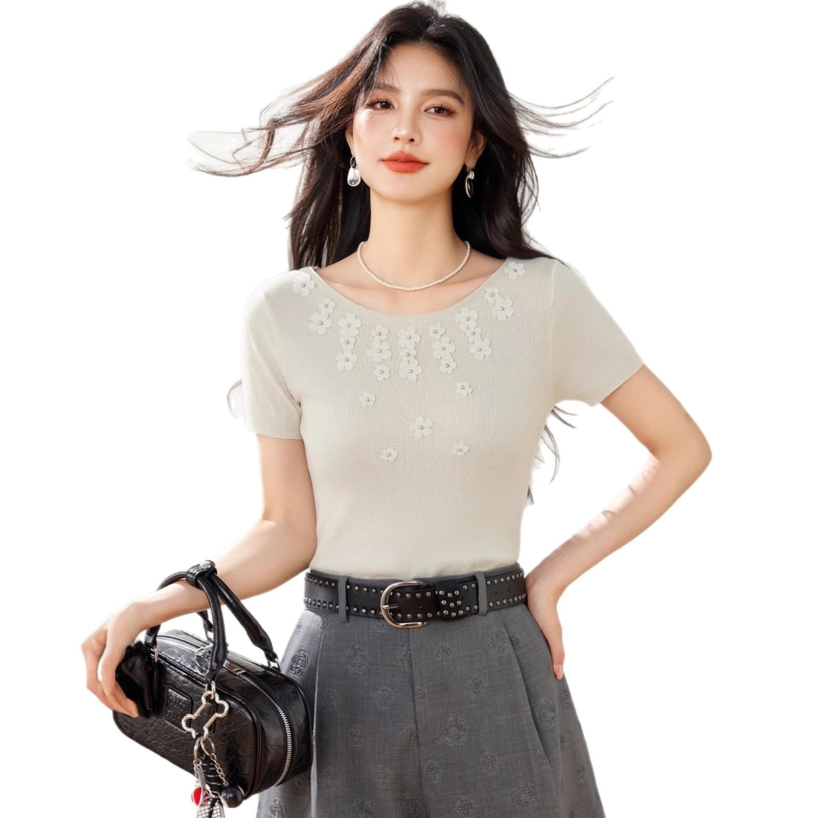 Elegant Style Round Neck Beaded Short Sleeve Knit T-Shirt Women Chic Youthful Slim Fit Top